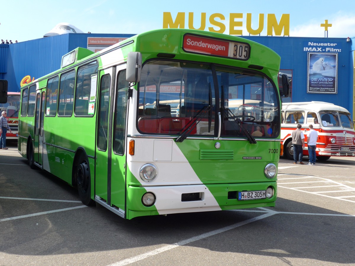 (149'805) - STRA Hannover - Nr. 7000/H-BZ 305H - Mercedes am 25. April 2014 in Sinsheim, Museum