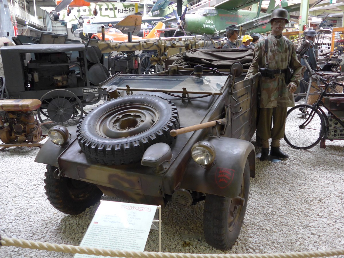 (149'923) - VW-K�belwagen am 25. April 2014 in Sinsheim, Museum