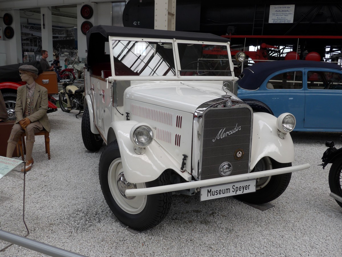 (150'308) - Mercedes am 26. April 2014 in Speyer, Technik-Museum