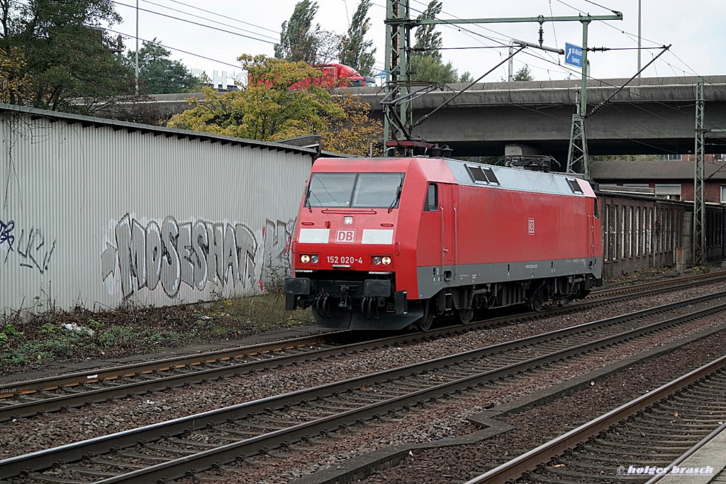 152 020-4 fuhr solo am 21.10.13 durch hh-harburg