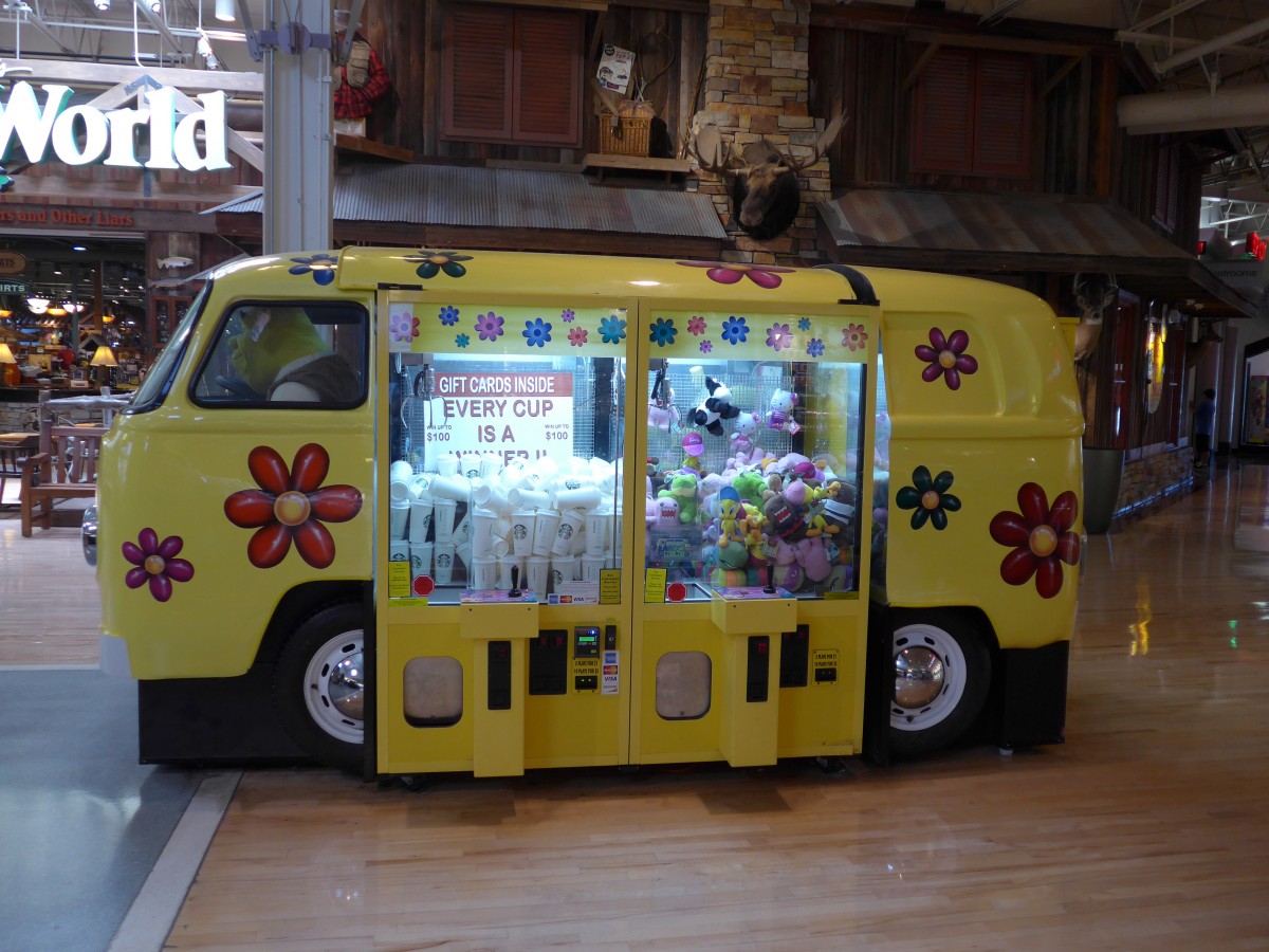 (152'113) - VW-Bus als Verkaufsstand am 7. Juli 2014 in Vernon Hills