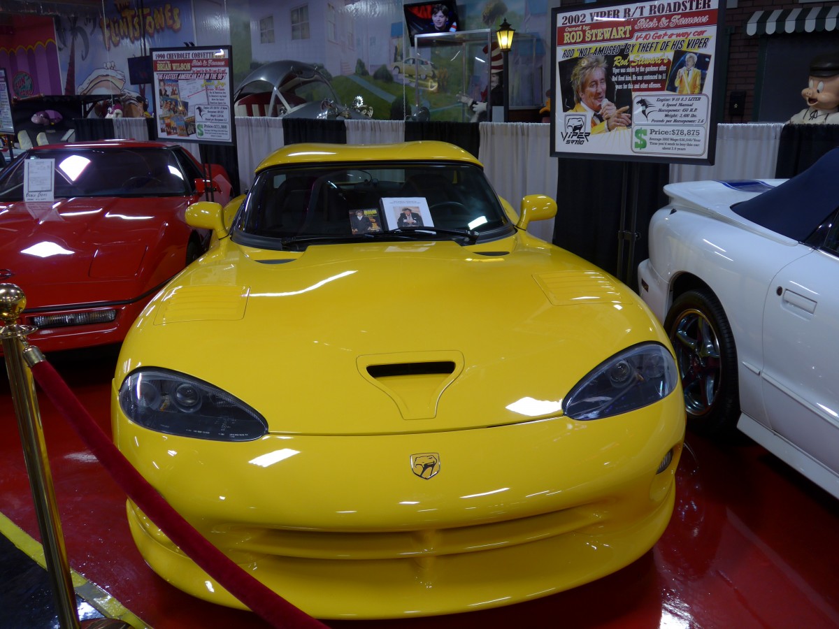 (152'386) - Viper R-T Roadster - Jahrgang 2002 - von  Rod Stewart  am 9. Juli 2014 in Volo, Auto Museum