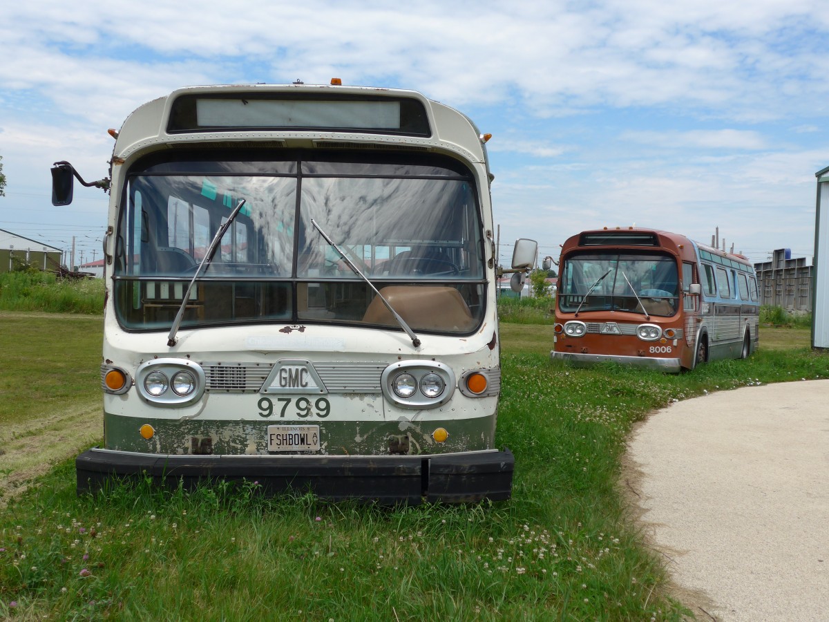 (152'545) - CTA Chicago - Nr. 9799/FSHBOWL AV - GMC am 11. Juli 2014 in Union, Railway Museum