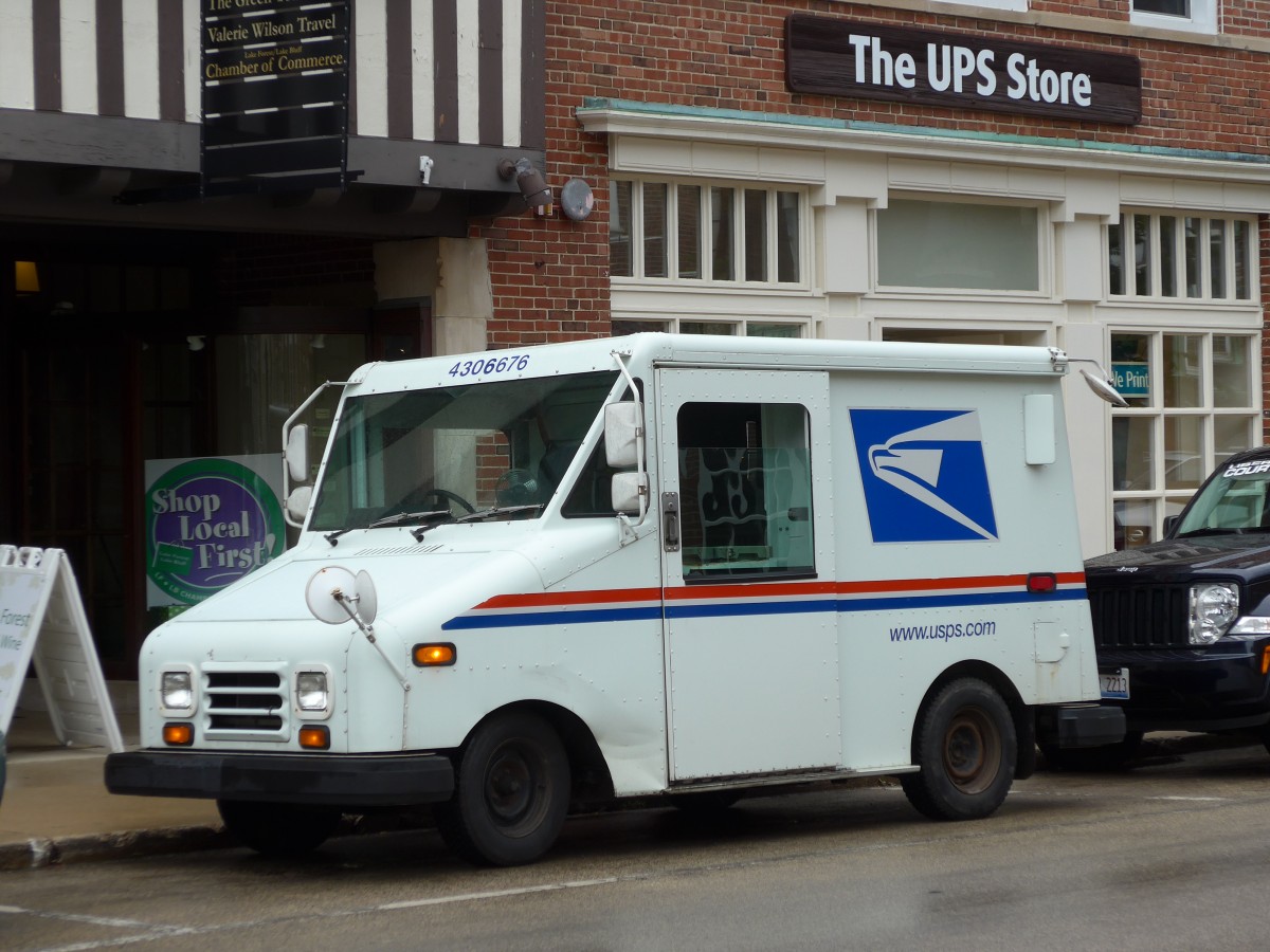 (152'647) - US-Post - Nr. 4'306'676 - am 12. Juli 2014 in Lake Forest