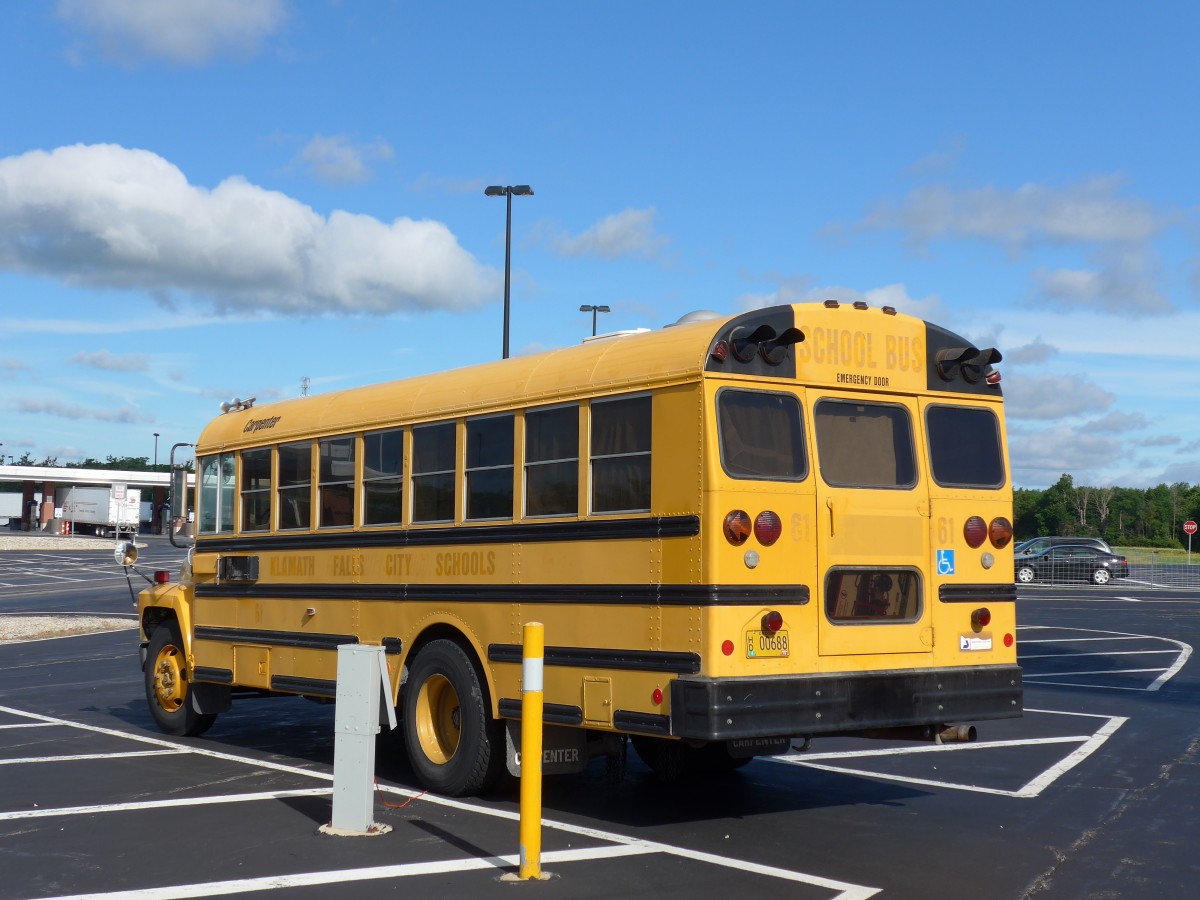 (152'941) - ??? - HD 00'688 - Ford (ex KFCS, Klamath Falls Nr. 61 [ex Schulbus]) am 16. Juli 2014 in Genda, Raststtte