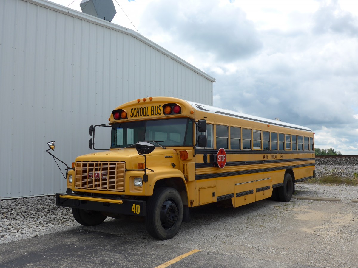 (152'953) - WA-NEE, Nappanee - Nr. 40/17'851 - GMC/Bluebird am 16. Juli 2014 in Nappanee, Garage McCormick