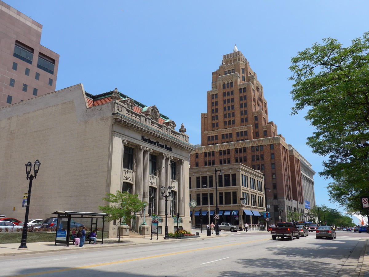 (153'006) - Strasse in Milwaukee am 17. Juli 2014