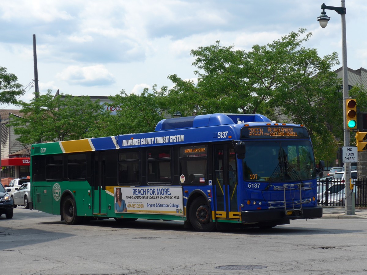 (153'073) - MCTS Milwaukee - Nr. 5137/80'439 - New Flyer am 17. Juli 2014 in Milwaukee