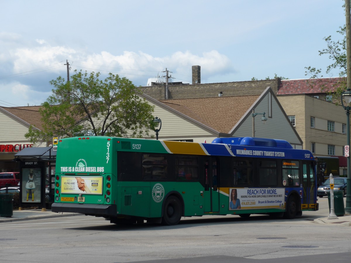 (153'074) - MCTS Milwaukee - Nr. 5137/80'439 - New Flyer am 17. Juli 2014 in Milwaukee