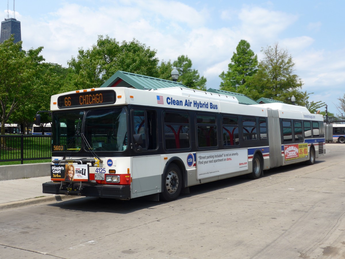 (153'168) - CTA Chicago - Nr. 4125/M 172'841 - New Flyer am 18. Juli 2014 in Chicago, Navy Pier