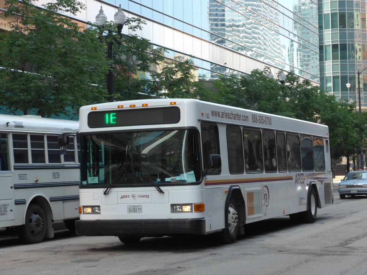 (153'244) - Aries Charter, Chicago - Nr. 143/14'311 PT - Gillig am 18. Juli 2014 in Chicago