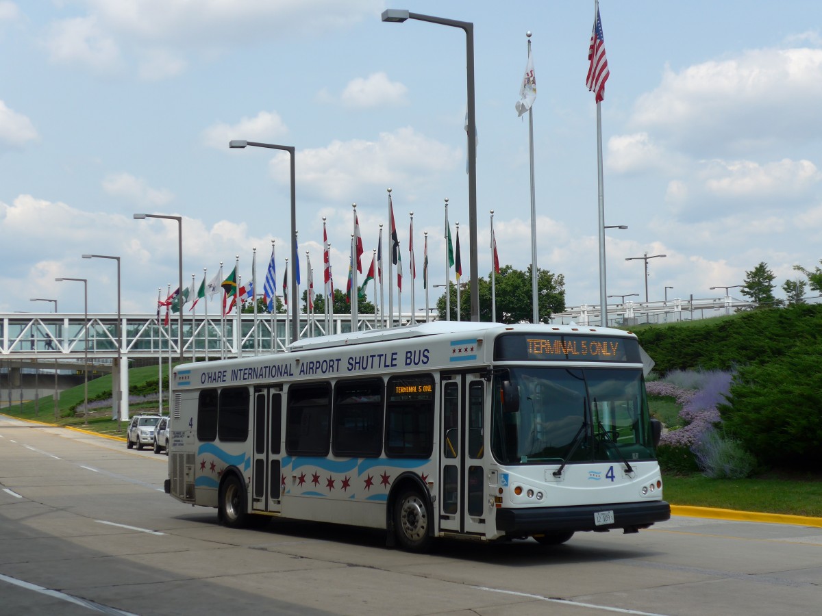 (153'386) - Delaware, Chicago - Nr. 4/12'109 L - ElDorado National am 20. Juli 2014 in Chicago, Airport O'Hare