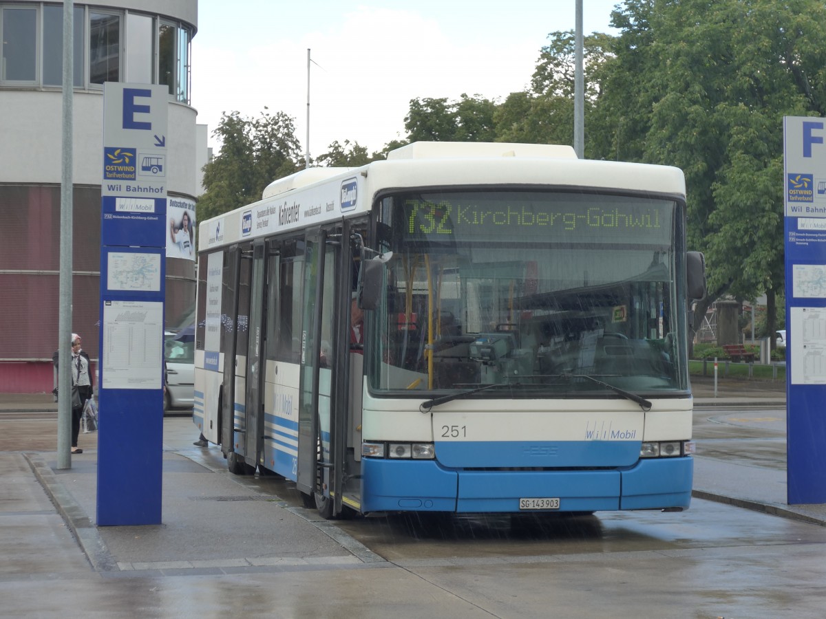 (153'920) - WilMobil, Wil - Nr. 251/SG 143'903 - Volvo/Hess (ex BOS Wil Nr. 22) am 16. August 2014 beim Bahnhof Wil