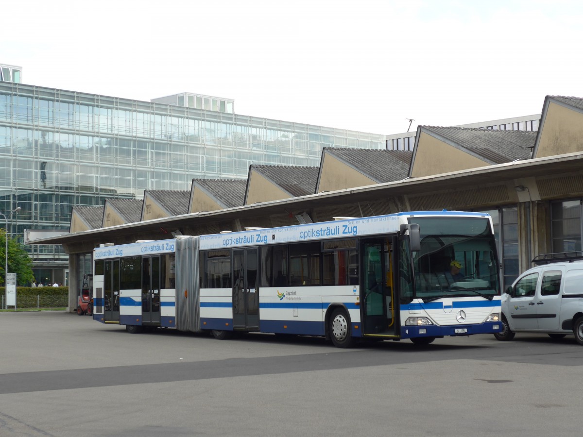 (154'105) - ZVB Zug - Nr. 4/ZG 3354 - Mercedes/Hess am 19. August 2014 in Zug, Garage