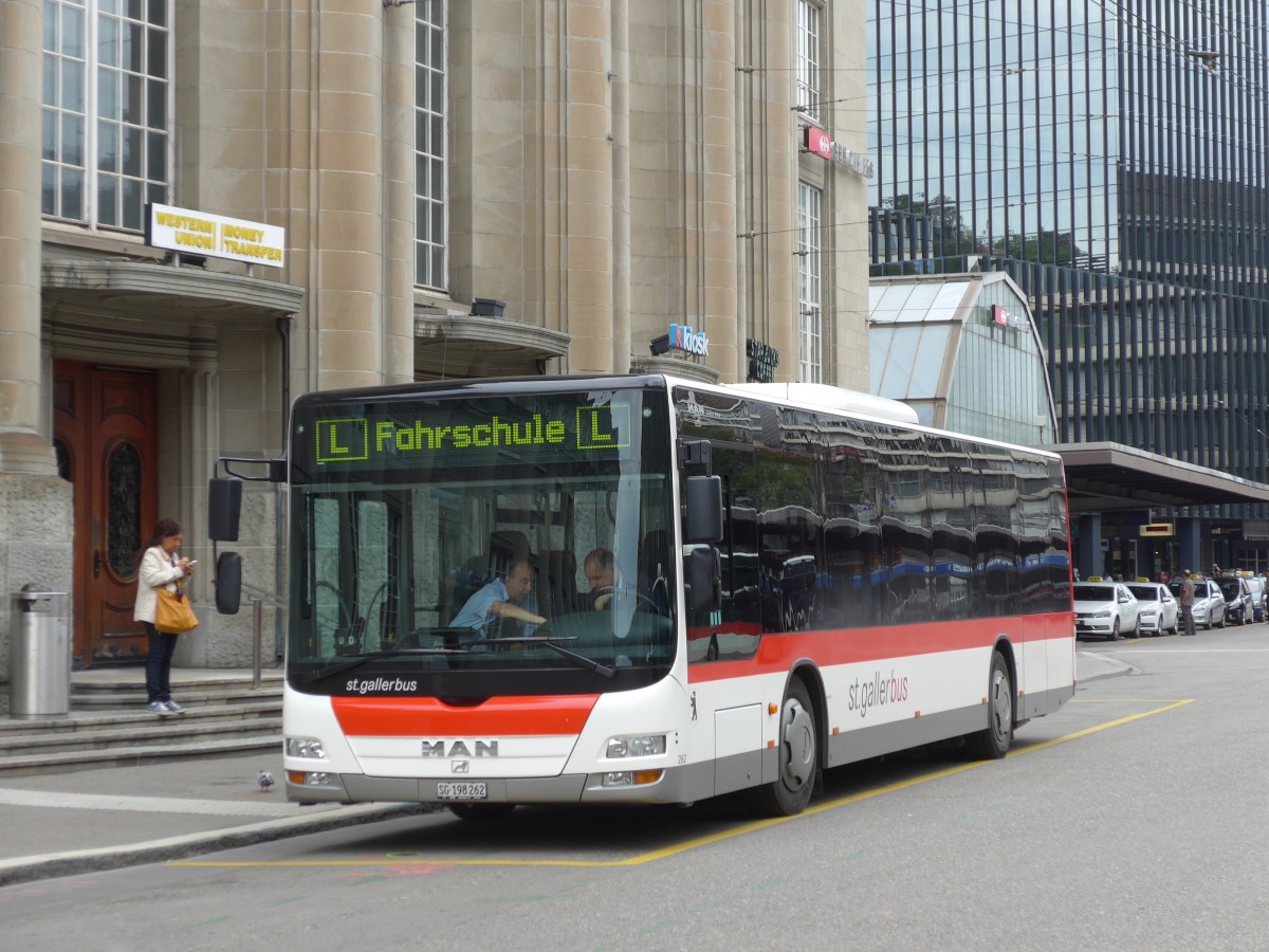 (154'179) - St. Gallerbus, St. Gallen - Nr. 262/SG 198'262 - MAN am 20. August 2014 beim Bahnhof St. Gallen