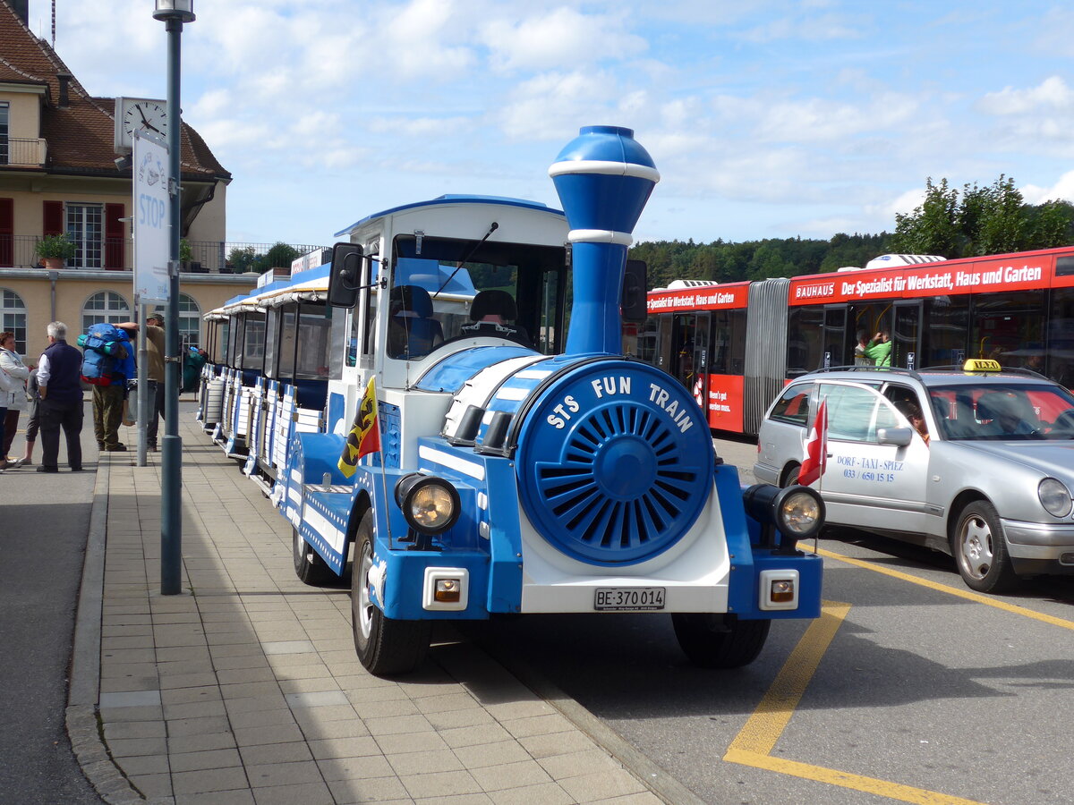 (154'416) - STS Fun Train, Spiez - BE 370'014 - am 24. August 2014 beim Bahnhof Spiez