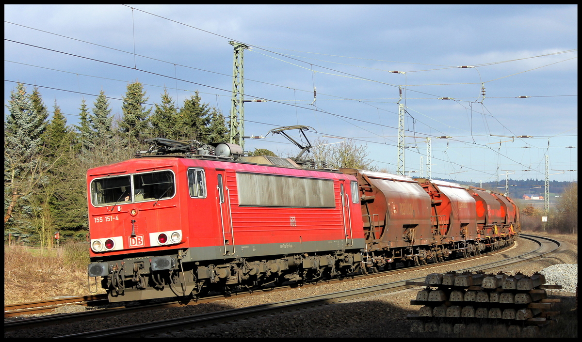 155 151 mit Güterzug am 26.02.15 in Götzenhof