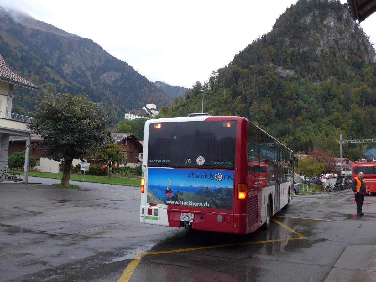 (155'765) - Stryffeler, Boltigen - BE 320'159 - Mercedes (ex TPF Fribourg Nr. 78) am 13. Oktober 2014 beim Bahnhof Wimmis