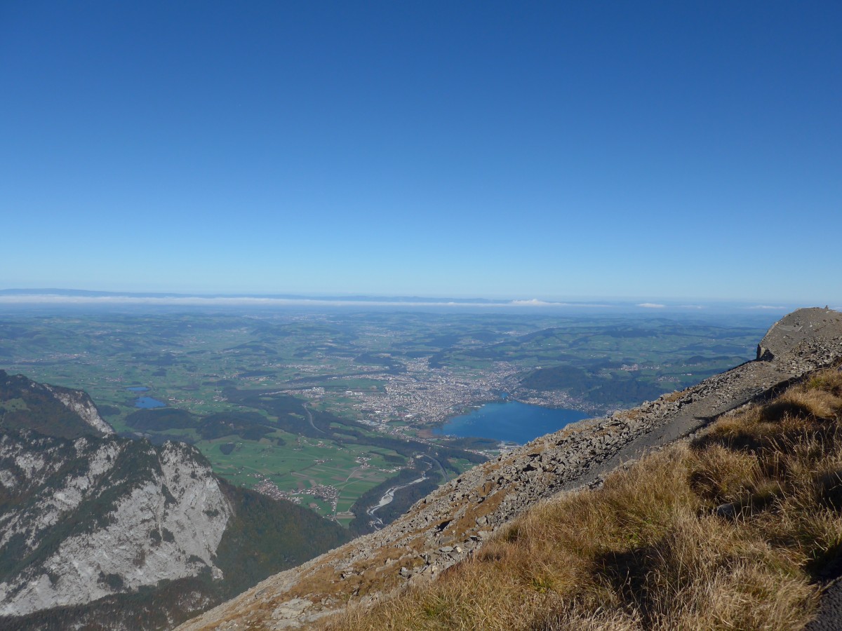 (155'818) - Aussicht vom Niesen auf Reutigen, Thun und Thunersee am 19. Oktober 2014