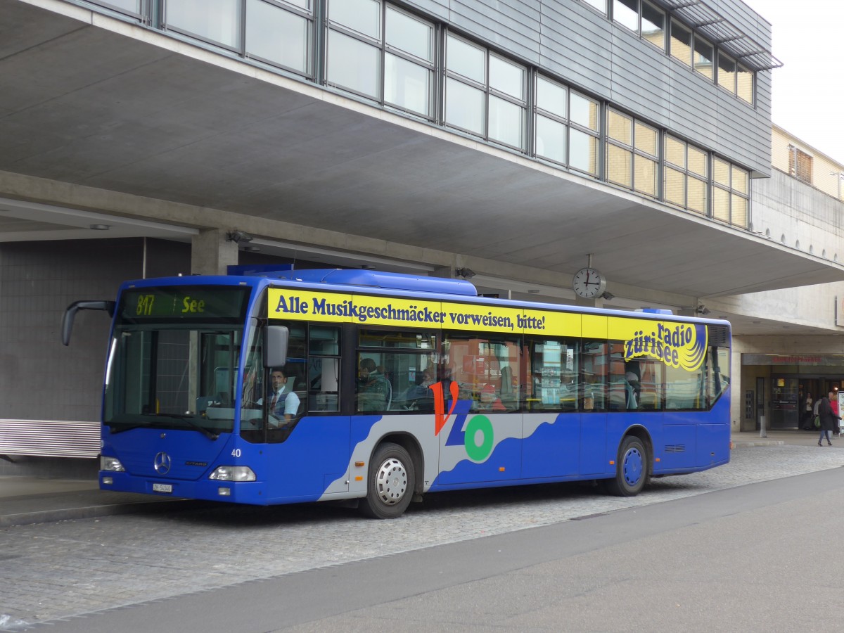 (156'236) - VZO Grningen - Nr. 40/ZH 54'340 - Mercedes am 28. Oktober 2014 beim Bahnhof Uster