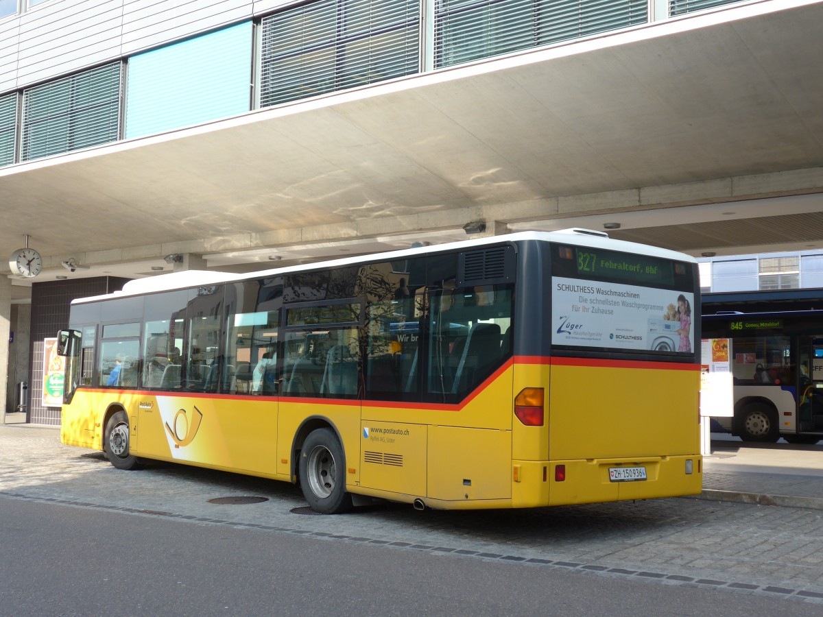 (156'261) - Ryffel, Uster - Nr. 202(39)/ZH 150'936 - Mercedes am 28. Oktober 2014 beim Bahnhof Uster