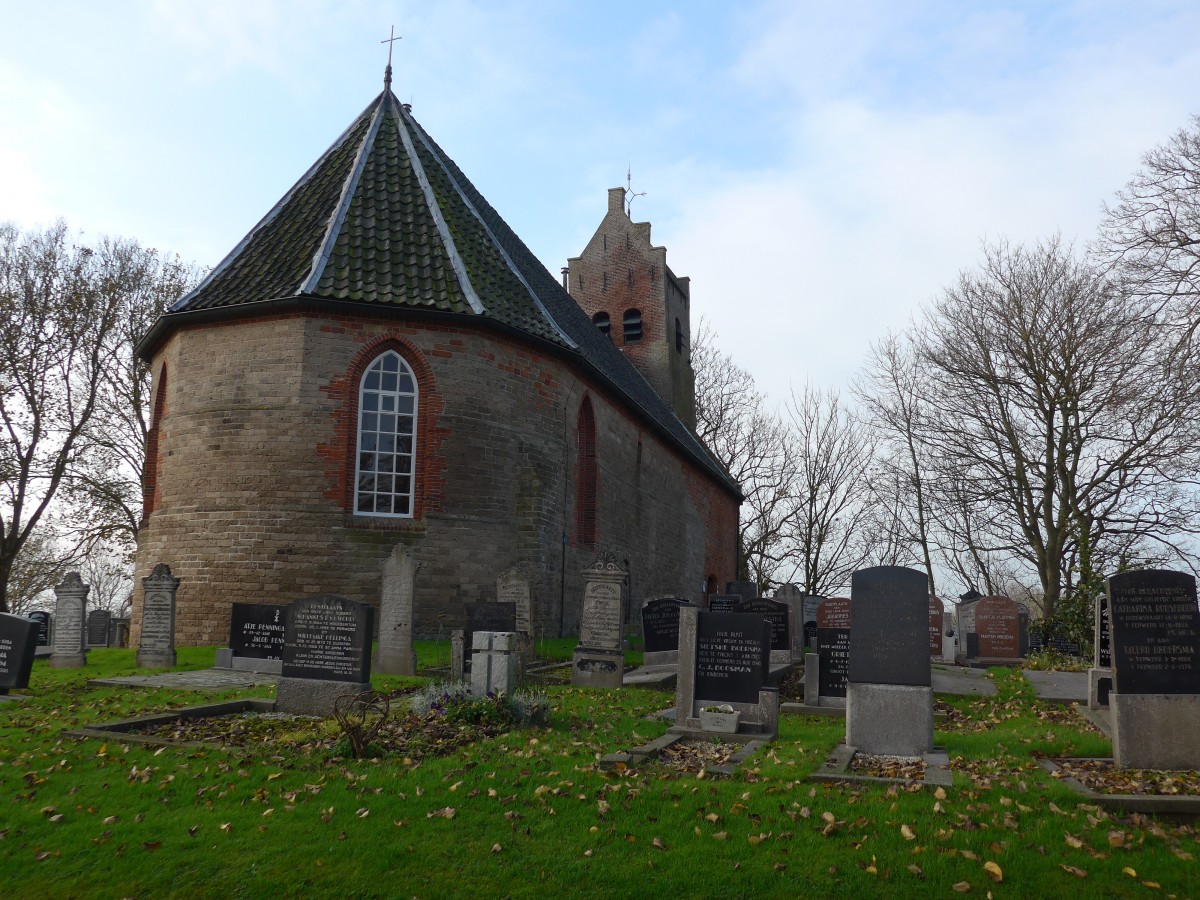 (156'796) - Die Kirche von Hegebeintum am 19. November 2014