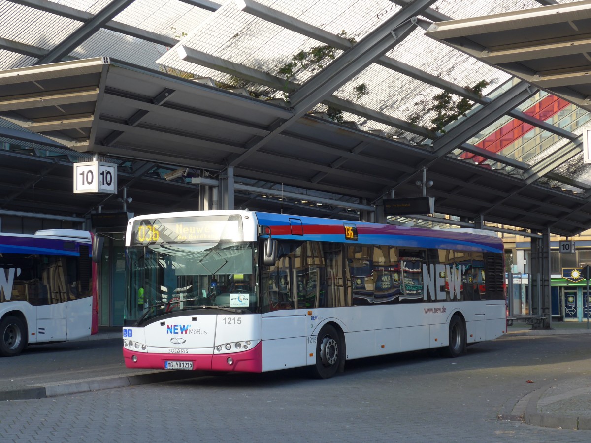 (157'311) - MBus, Mnchengladbach - Nr. 1215/MG-YD 1215 - Solaris am 22. November 2014 beim Hauptbahnhof Mnchengladbach