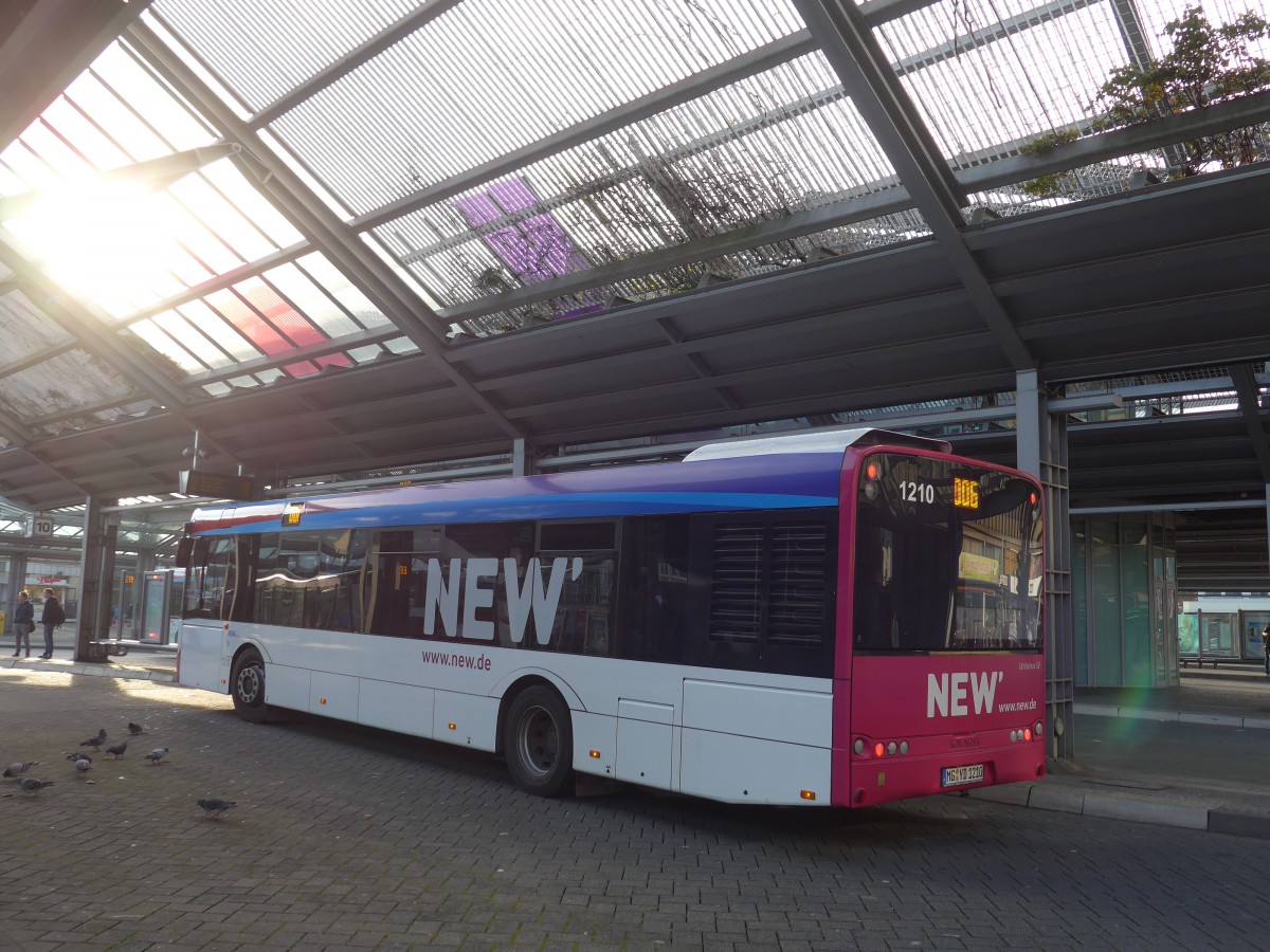 (157'329) - MBus, Mnchengladbach - Nr. 1210/MG-YD 1210 - Solaris am 22. November 2014 beim Hauptbahnhof Mnchengladbach