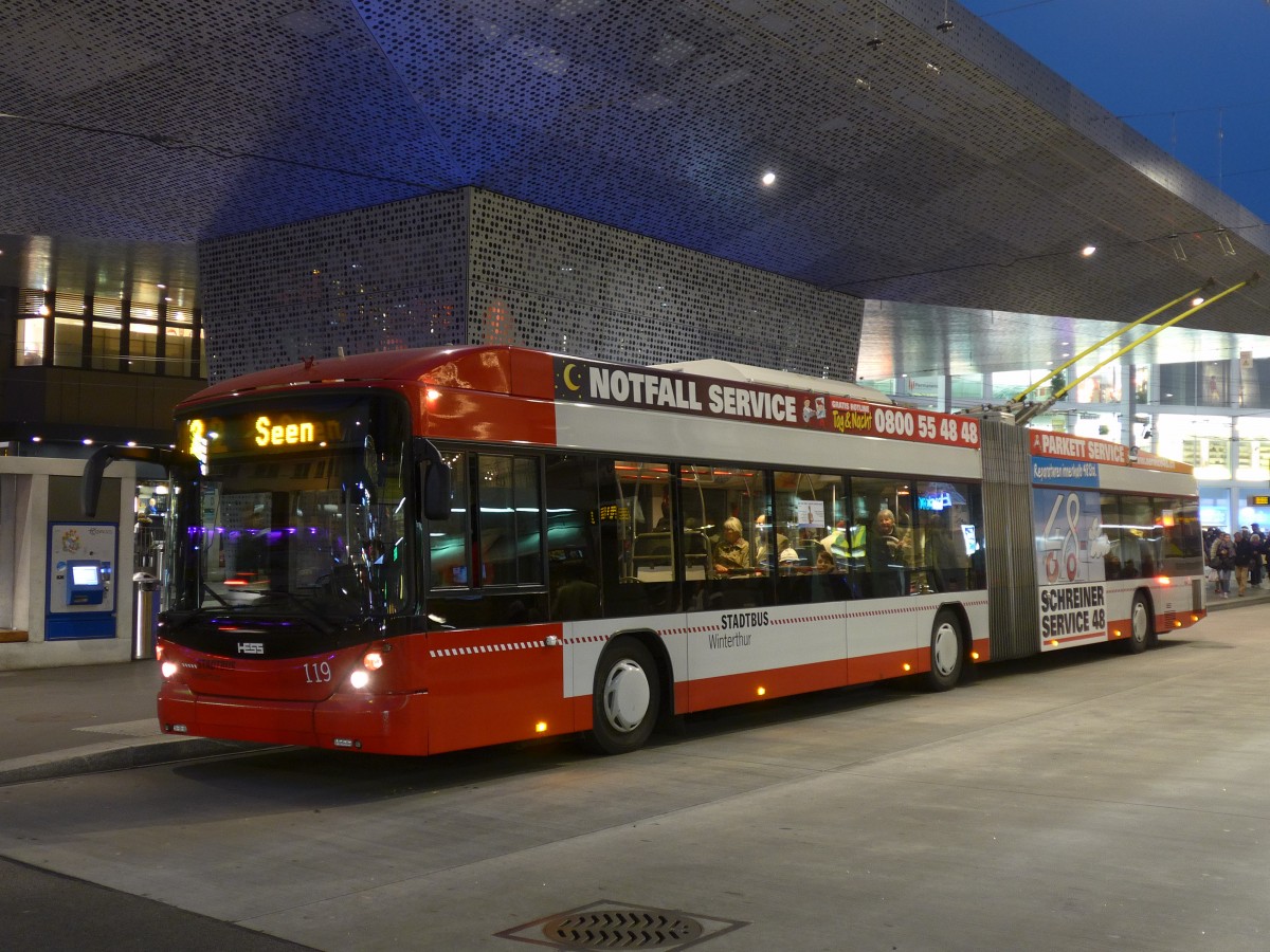 (157'568) - SW Winterthur - Nr. 119 - Hess/Hess Gelenktrolleybus am 26. November 2014 beim Hauptbahnhof Winterthur