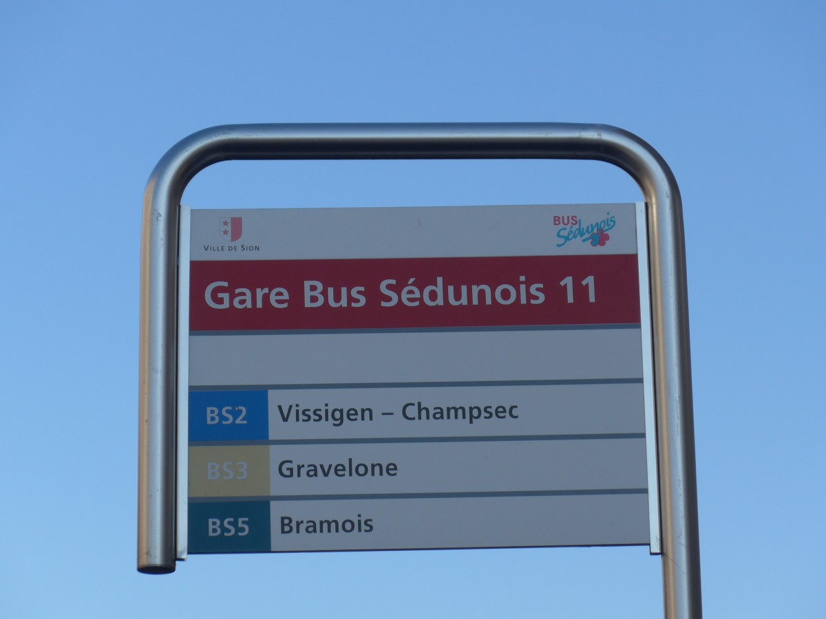 (158'090) - BUS-S�dunois-Haltestelle - Sion, Gare - am 1. Januar 2015