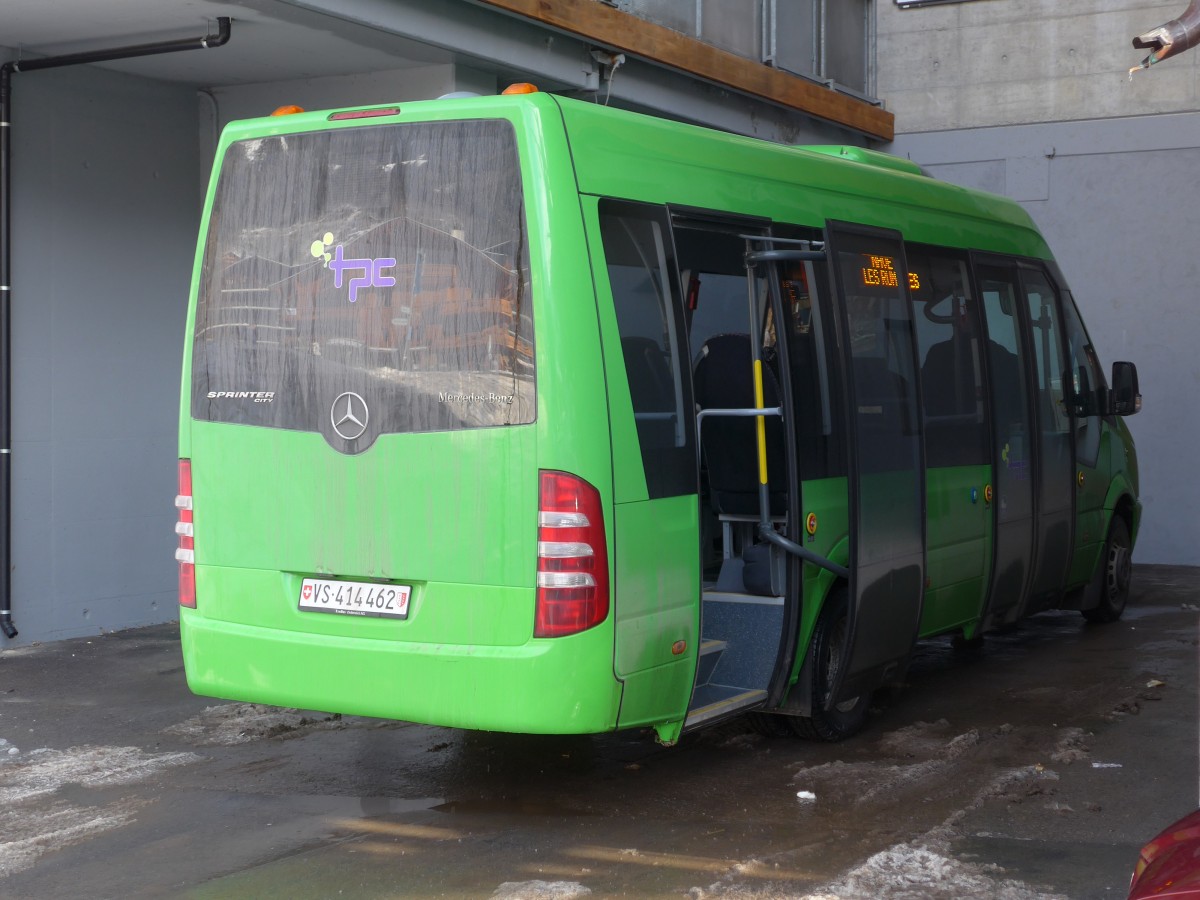 (158'123) - TPC Aigle - Nr. 11/VS 414'462 - Mercedes am 2. Januar 2015 beim Bahnhof Champry