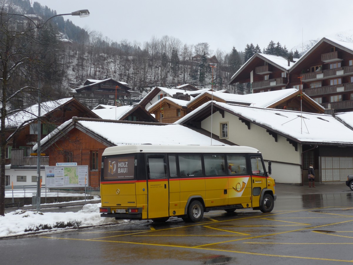 (158'878) - Kbli, Gstaad - Nr. 8/BE 305'545 - Mercedes/Kusters am 23. Februar 2015 beim Bahnhof Gstaad