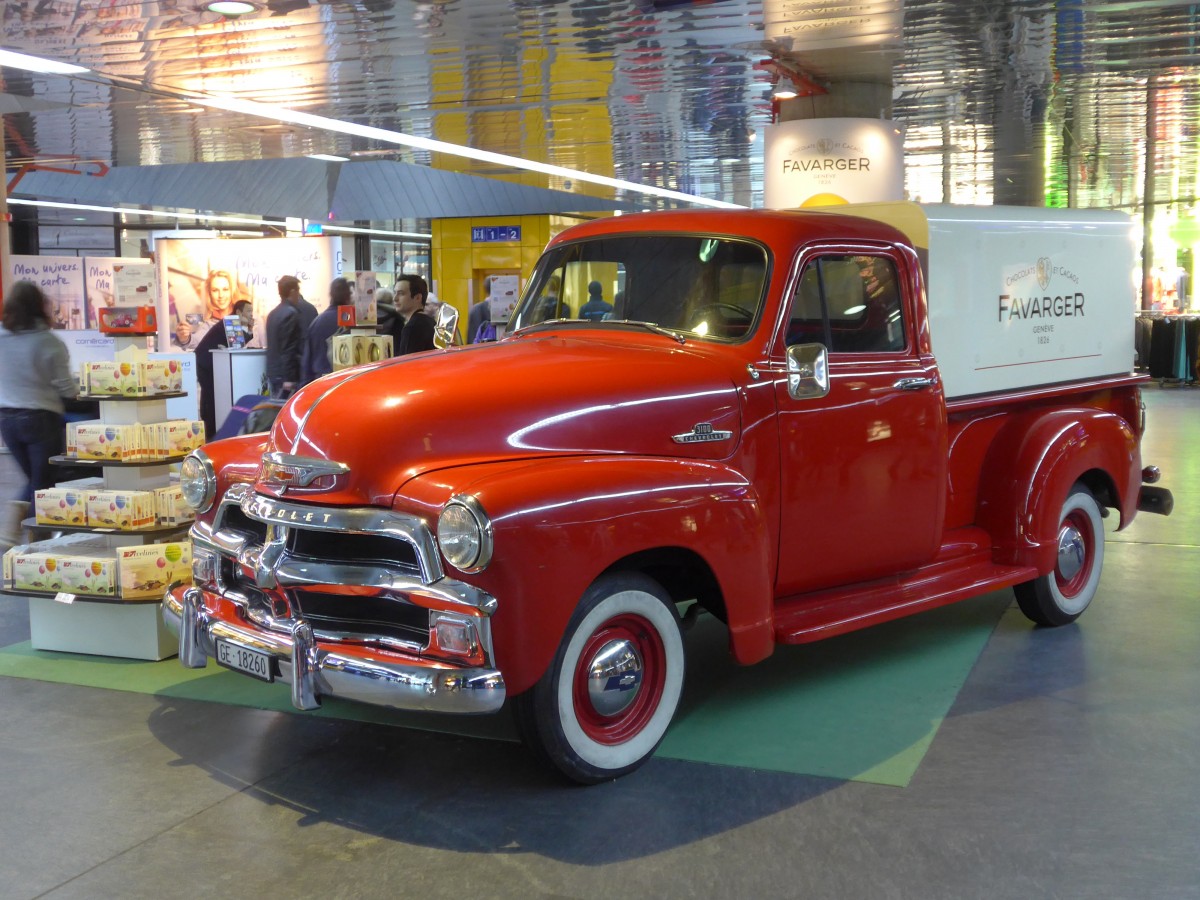 (159'108) - Farvager, Gen�ve - GE 18'260 - Chevrolet am 14. M�rz 2015 in Gen�ve, A�roport