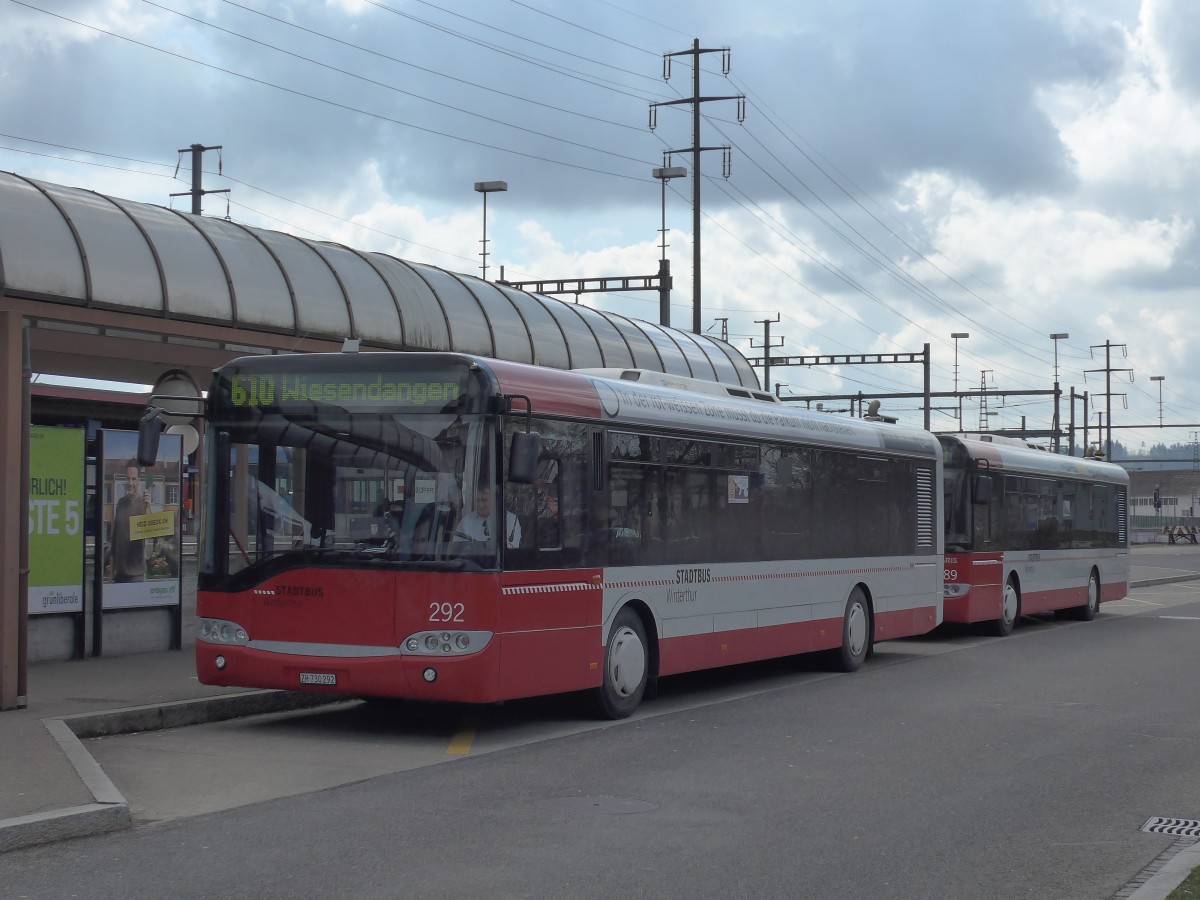 (159'446) - SW Winterthur - Nr. 292/ZH 730'292 - Solaris am 27. Mrz 2015 beim Bahnhof Oberwinterthur