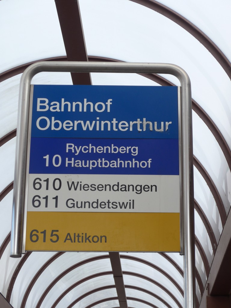 (159'449) - SW + PostAuto-Haltestelle - Winterthur, Bahnhof Oberwinterthur - am 27. M�rz 2015