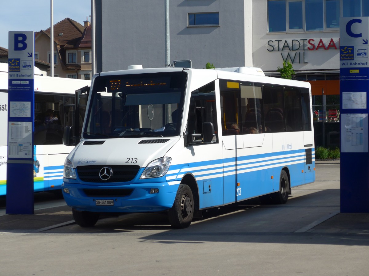 (160'178) - WilMobil, Wil - Nr. 213/SG 381'889 - Mercedes/Kutsenits am 8. Mai 2015 beim Bahnhof Wil