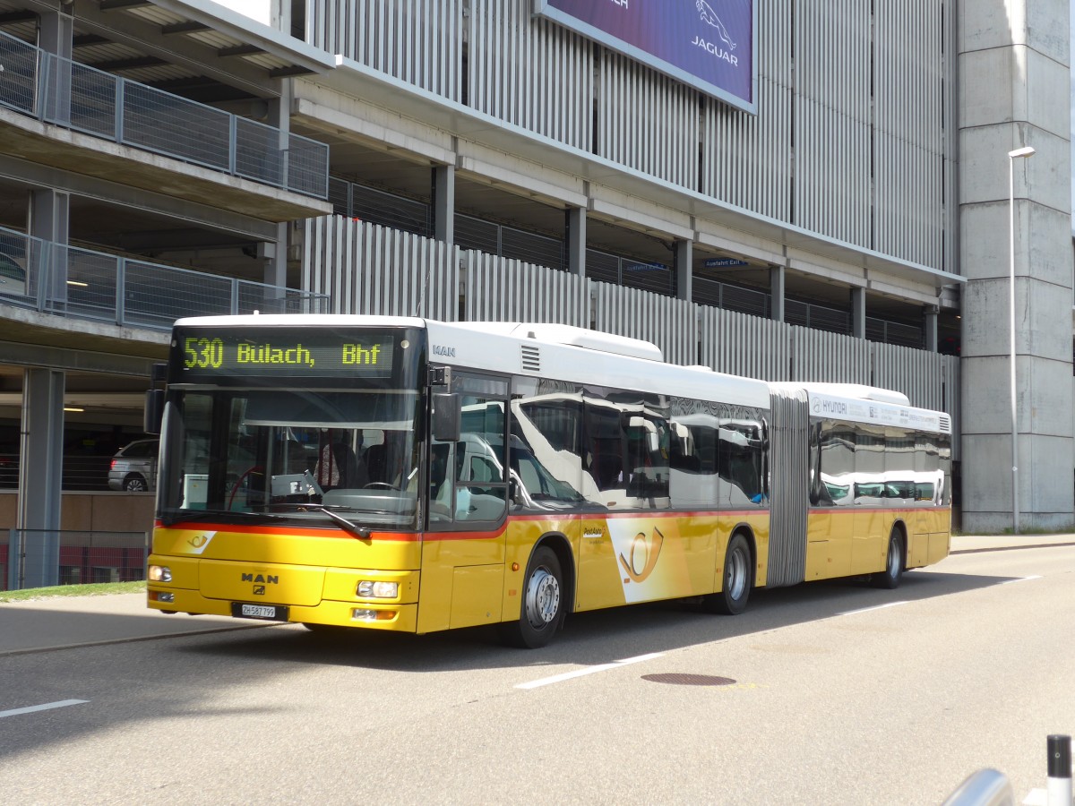 (160'217) - PostAuto Zrich - Nr. 164/ZH 587'799 - MAN (ex Nr. 26) am 8. Mai 2015 in Zrich, Flughafen