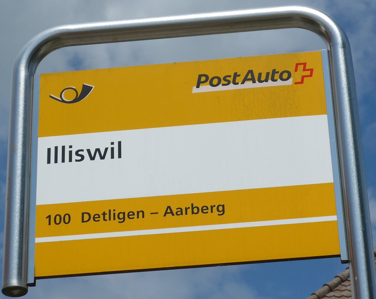 (161'454) - PostAuto-Haltestellenschild - Illiswil, Illiswil - am 30. Mai 2015