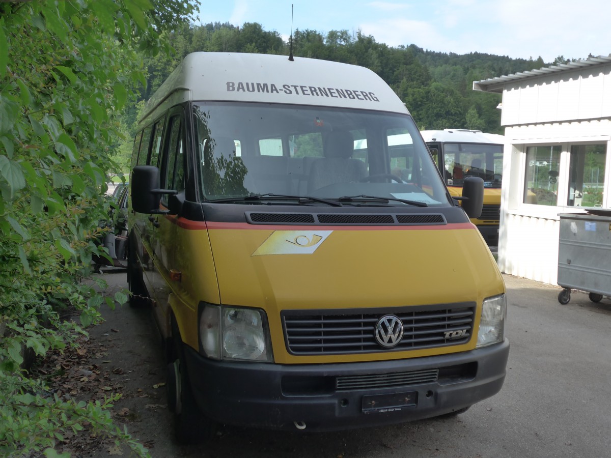 (161'688) - Leutenegger, Bauma - VW am 31. Mai 2015 in Bauma, Garage