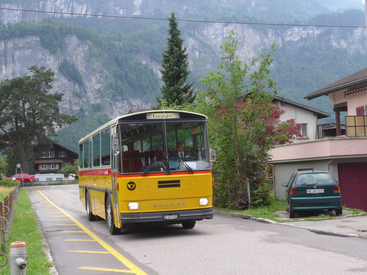 (162'355) - AVG Meiringen - Nr. 74/BE 607'481 - Saurer/R&J (ex PostAuto Berner Oberland; ex P 24'357) am 20. Juni 2015 in Meiringen, Zeughausstrasse