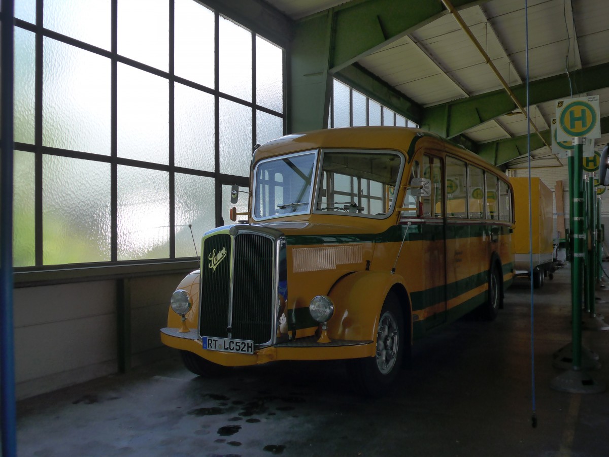 (162'535) - Hogenmller, Reutlingen - RT-LC 52H - Saurer/R&J (ex AvH Heimenschwand Nr. 1) am 24. Juni 2015 in Reutlingen, Betriebshof