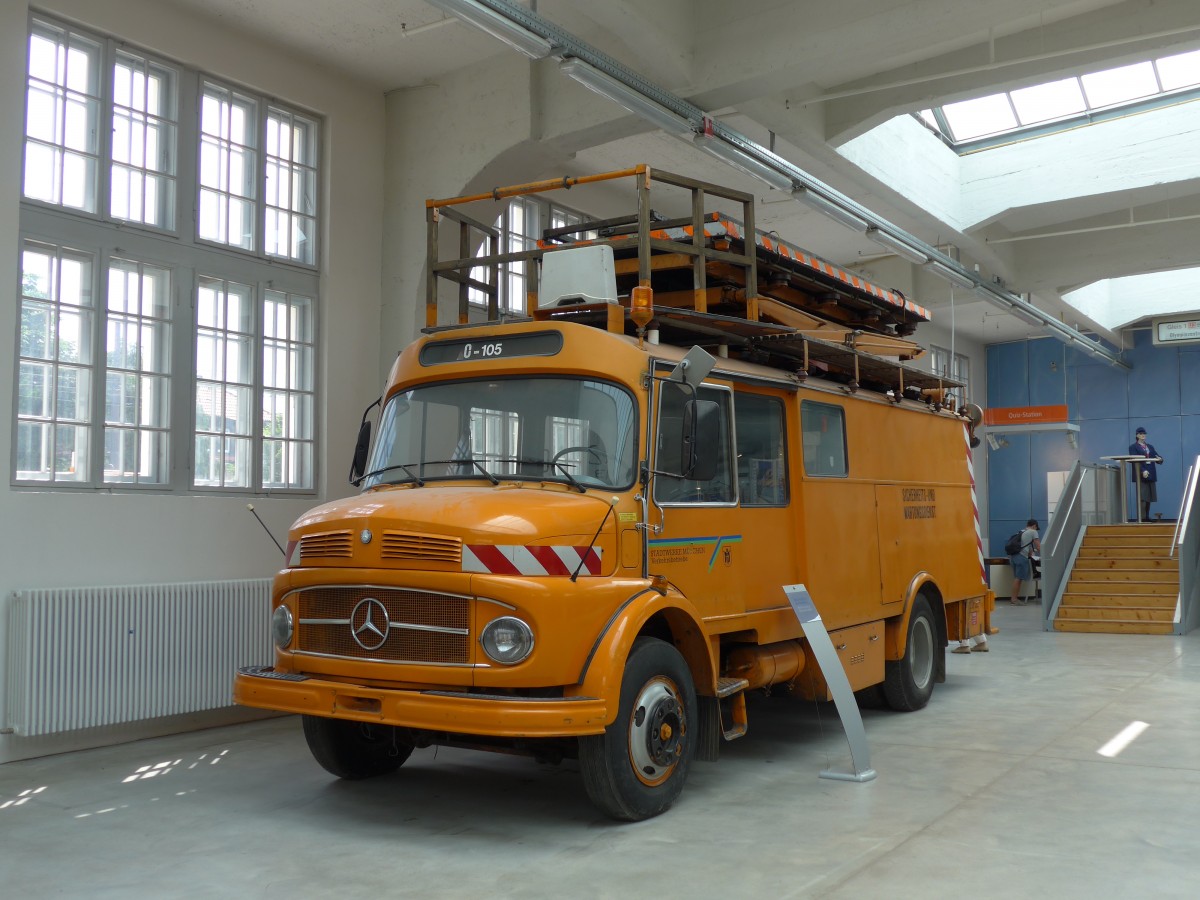 (162'814) - SWM M�nchen - Mercedes am 28. Juni 2015 in M�nchen, MVG-Museum