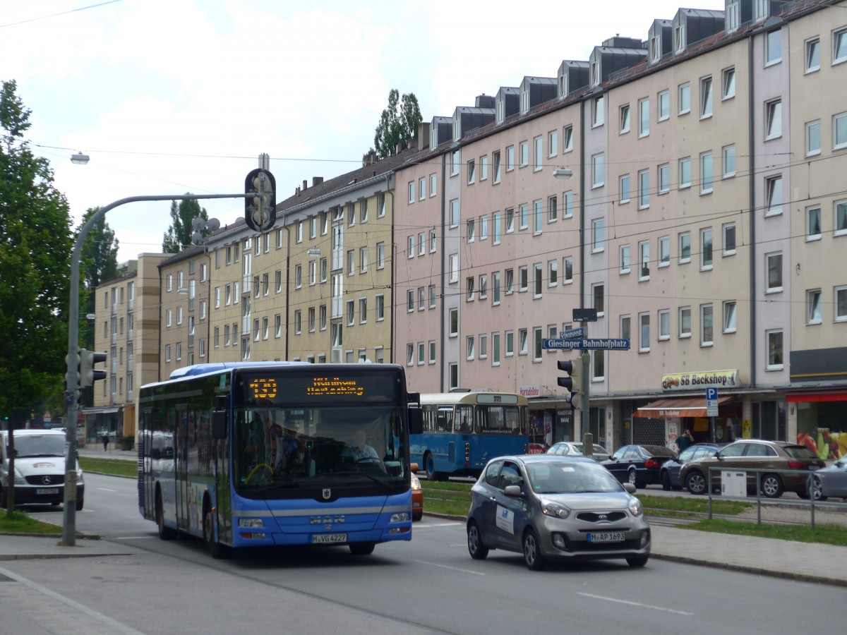 (162'851) - MVG Mnchen - Nr. 4227/M-VG 4227 - MAN am 28. Juni 2015 in Mnchen, Bahnhof Giesing