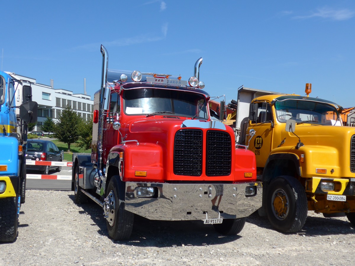 (164'016) - Red Baron - AG 9117 U - Saurer am 29. August 2015 in Oberkirch, CAMPUS Sursee