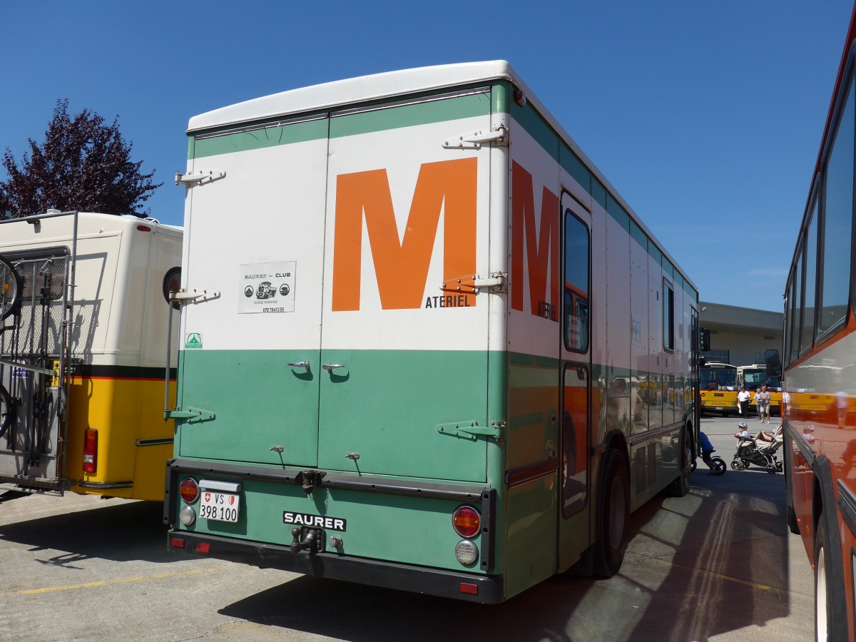 (164'167) - Migros - VS 398'100 - Saurer am 29. August 2015 in Oberkirch, CAMPUS Sursee
