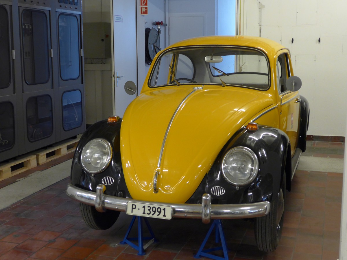 (164'648) - PTT-Regie - P 13'991 - VW-K�fer am 13. September 2015 in Mamishaus, Depot MfK