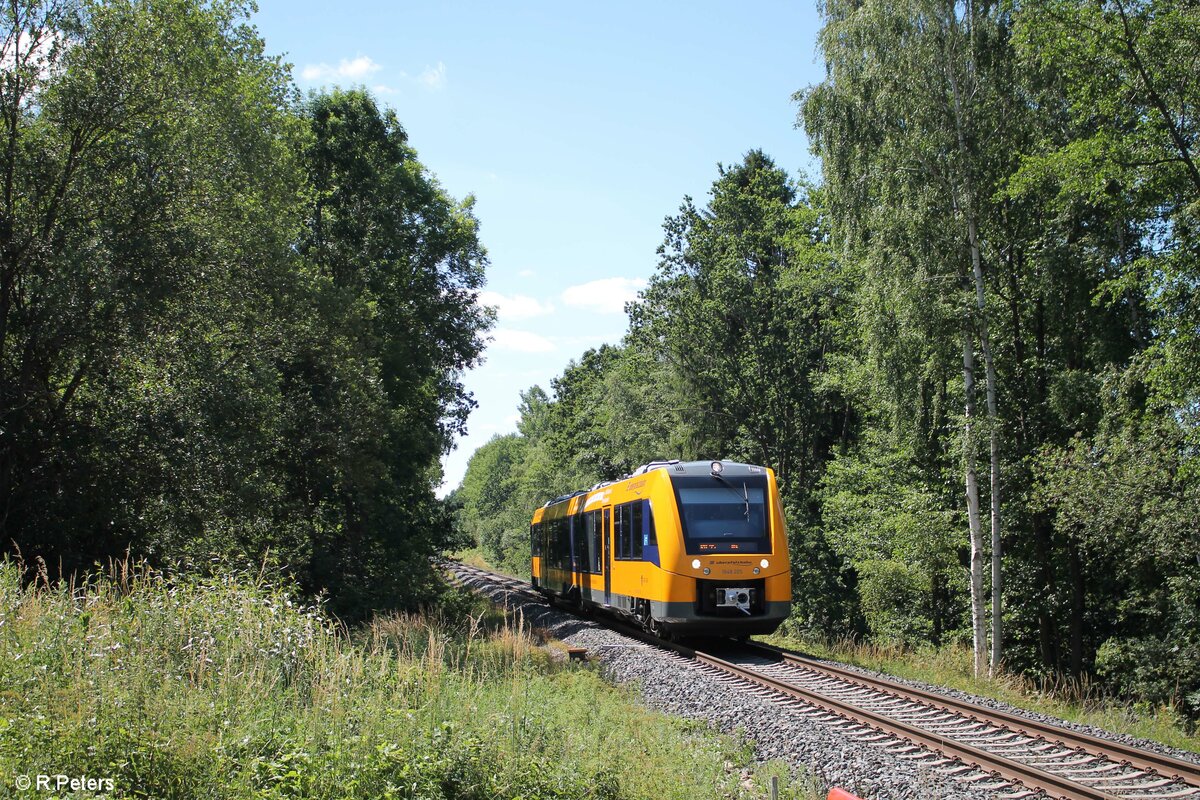 1648 205 als RB95 OPB20880 nach Hof via Cheb kurz vor Cheb. 02.07.22