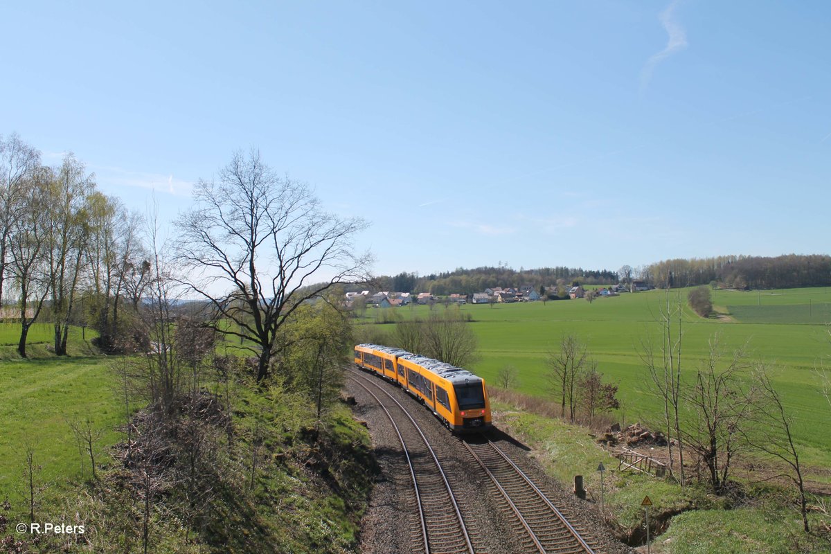 1648 707 + 206 als OPB 79737 Marktredwitz - Regensburg bei Letten. 21.04.16