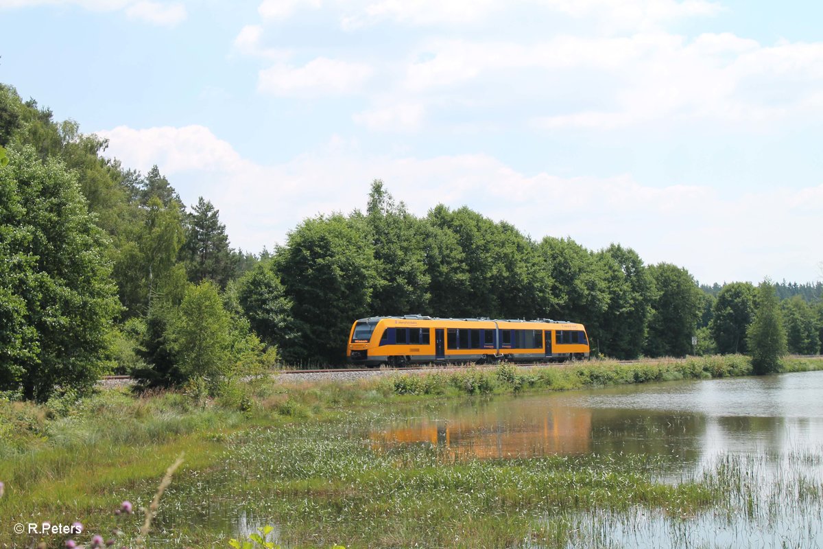 1648 711 als OPB 79722 Regensburg - Marktredwitz kurz vor Wiesau. 16.07.16