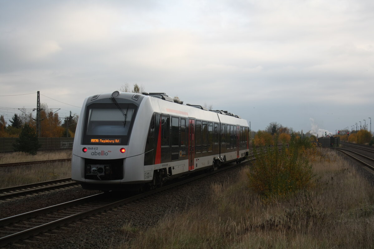 1648 912/412 als RB36 mit Ziel Magdeburg Hbf in Oebisfelde am 6.11.21